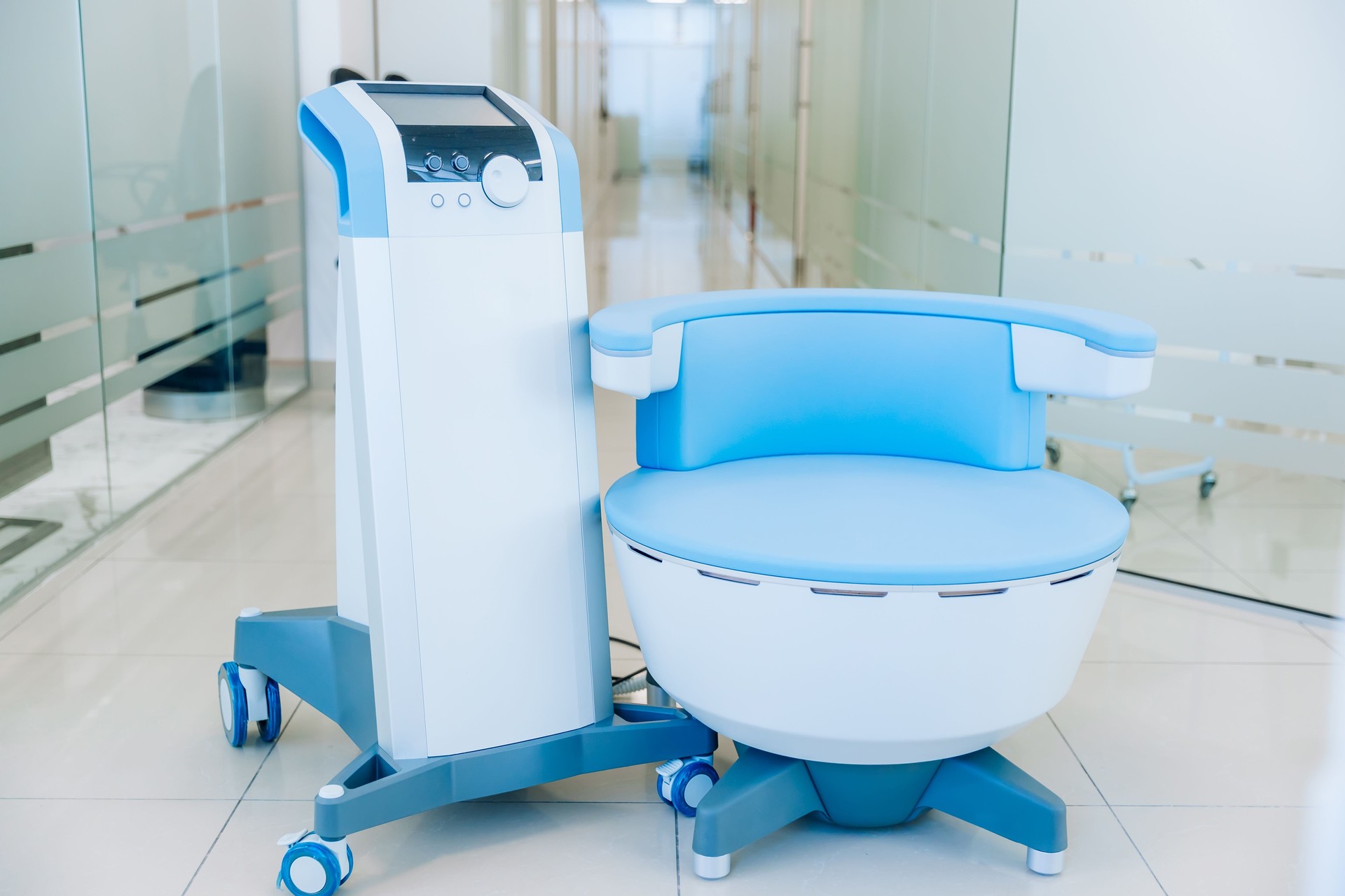 Chair for magnetic stimulation of the pelvic floor muscles